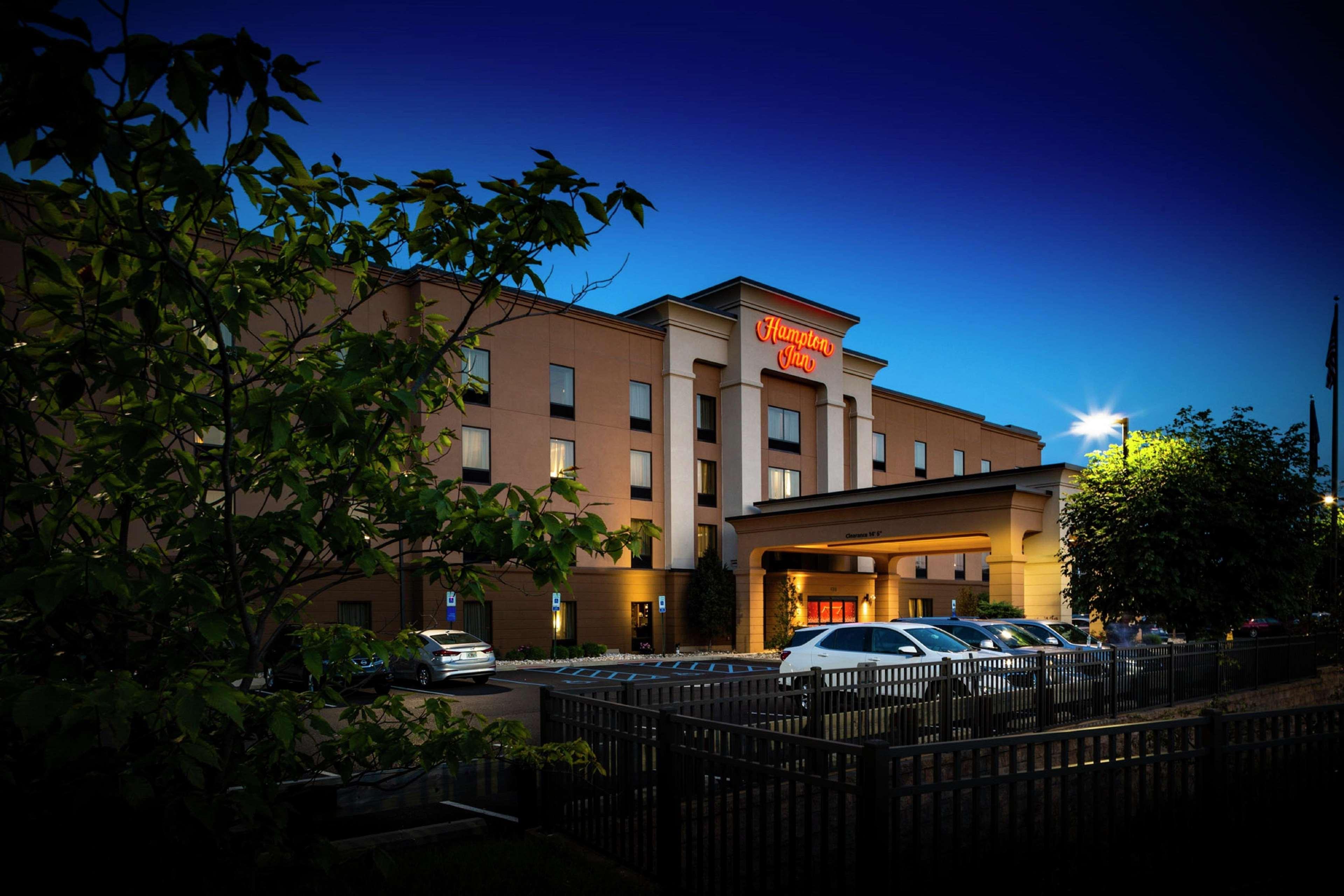 Hampton Inn Limerick Exterior foto